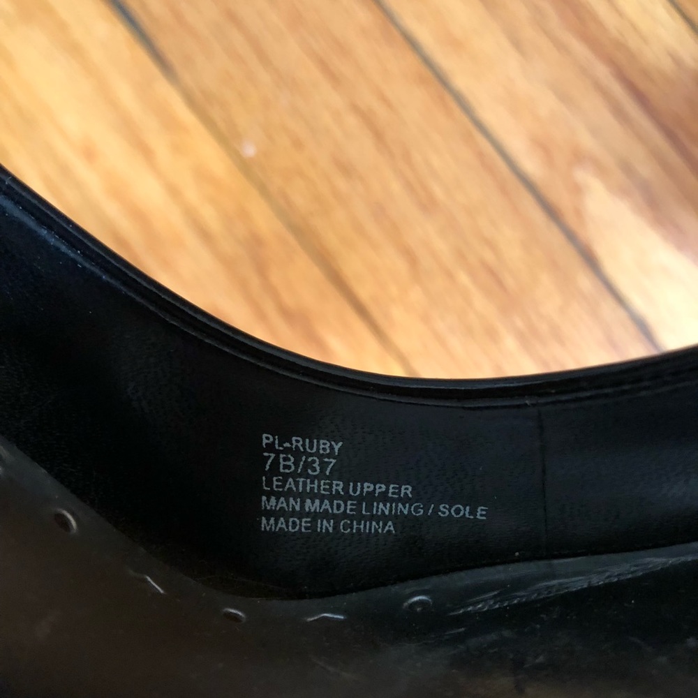 Black BCBGirls heels - Picture 6 of 6